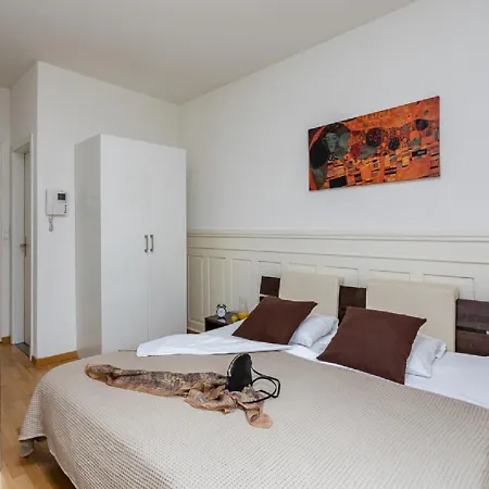 アパート Swiss Star Oerlikon - Contactless Self Check-in チューリッヒ