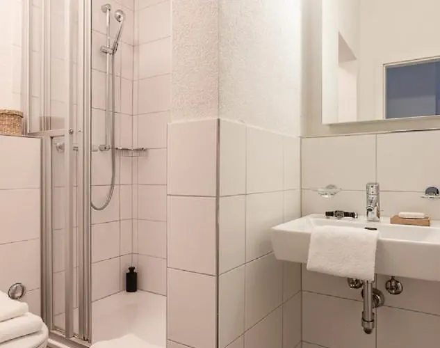 Swiss Star Oerlikon - Contactless Self Check-in チューリッヒ