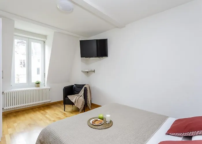 Swiss Star Oerlikon - Contactless Self Check-in Zurich