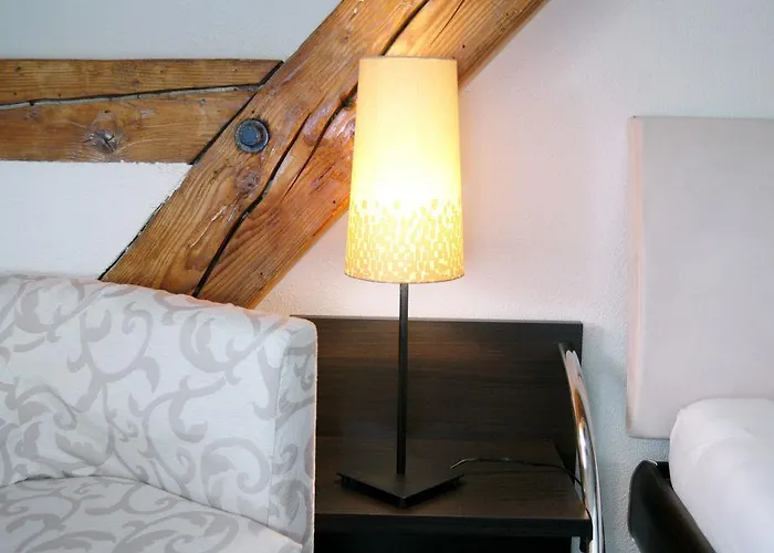 Swiss Star Oerlikon - Contactless Self Check-in *